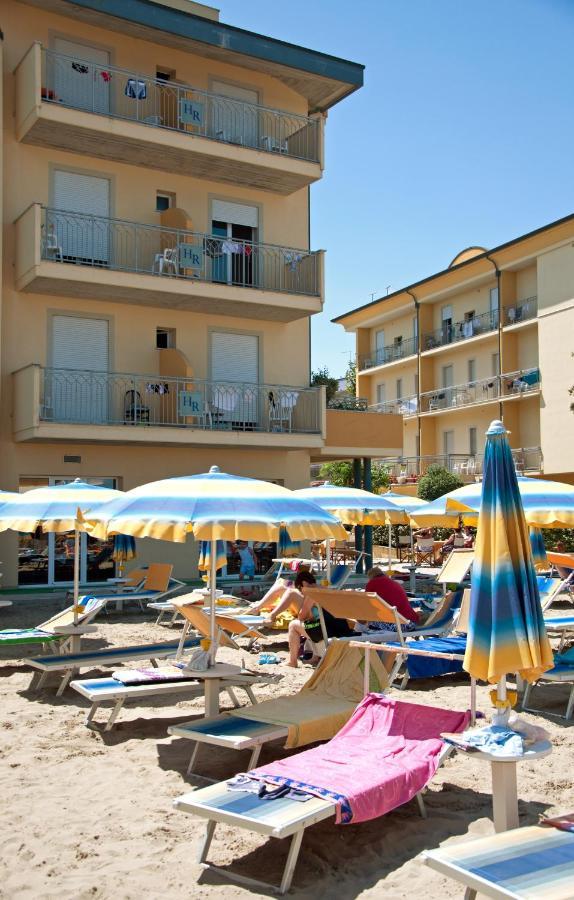 Hotel Royal Inn San Mauro Mare Экстерьер фото